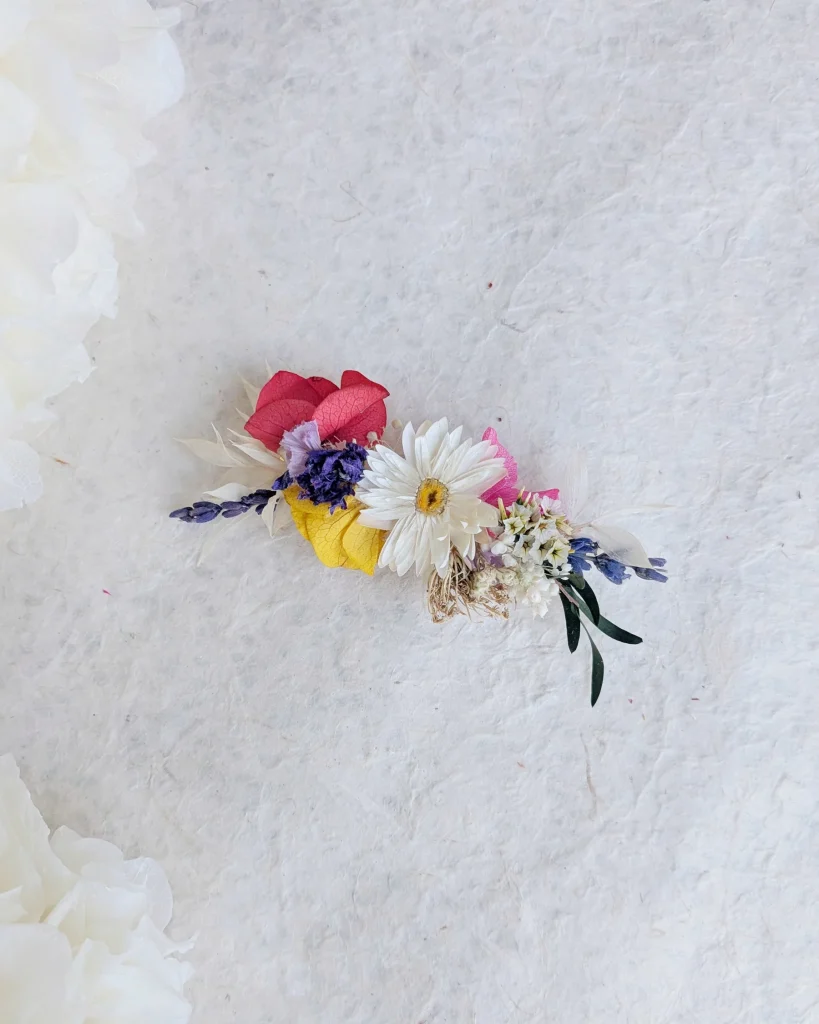Barrette en fleurs séchées Printemps, vue d’ensemble