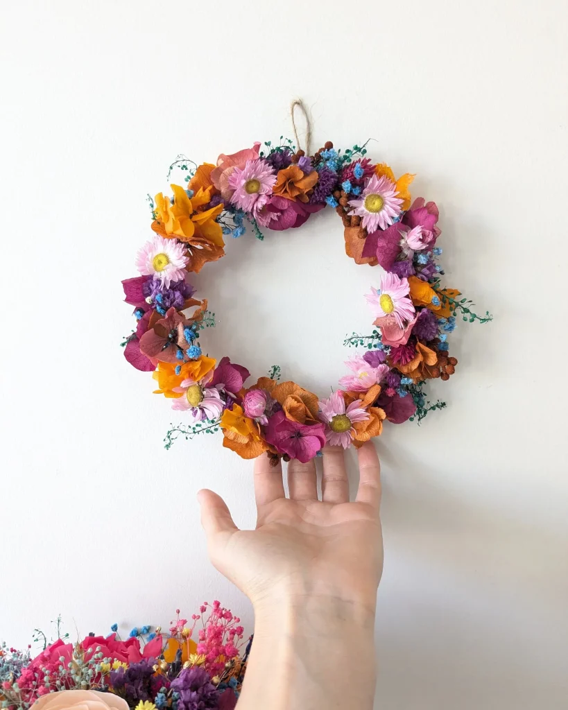 Couronne murale en fleurs séchées Ombeline Mur