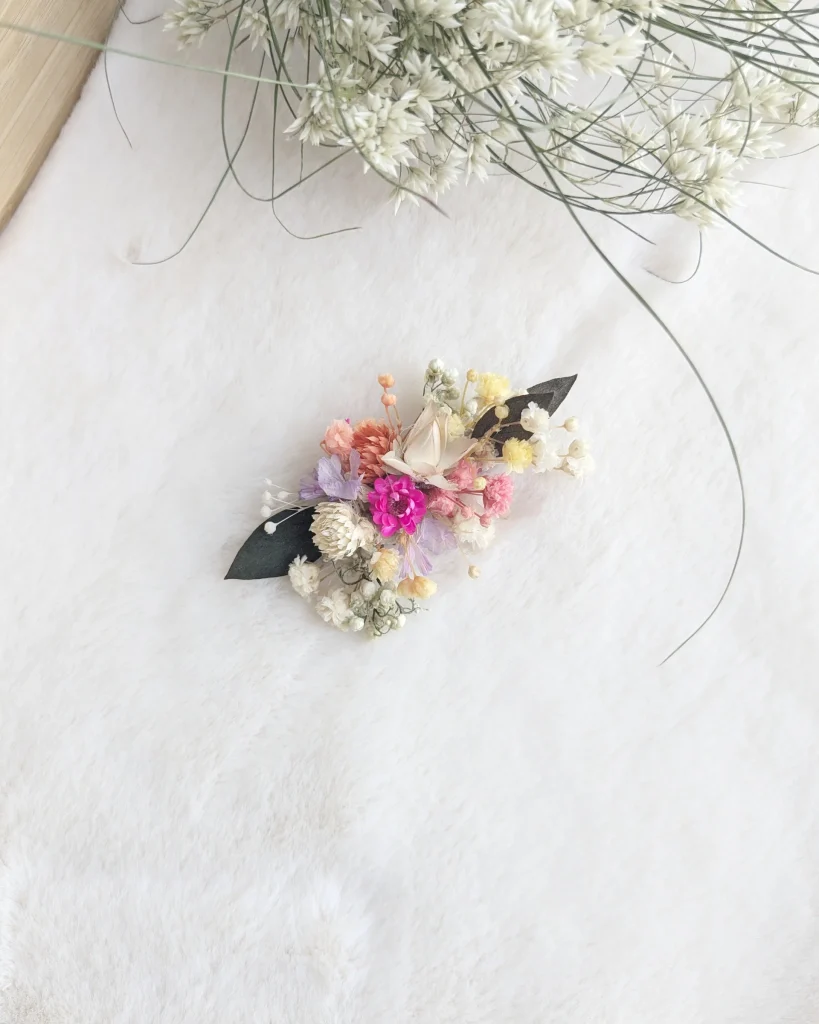 Pince crocodile en fleurs séchées Polen, vue d’ensemble